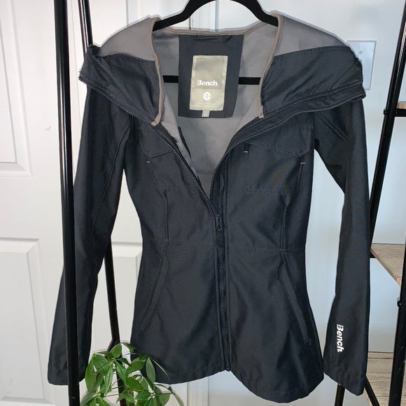 Bench fitted fall jacket - Picture 1 of 3